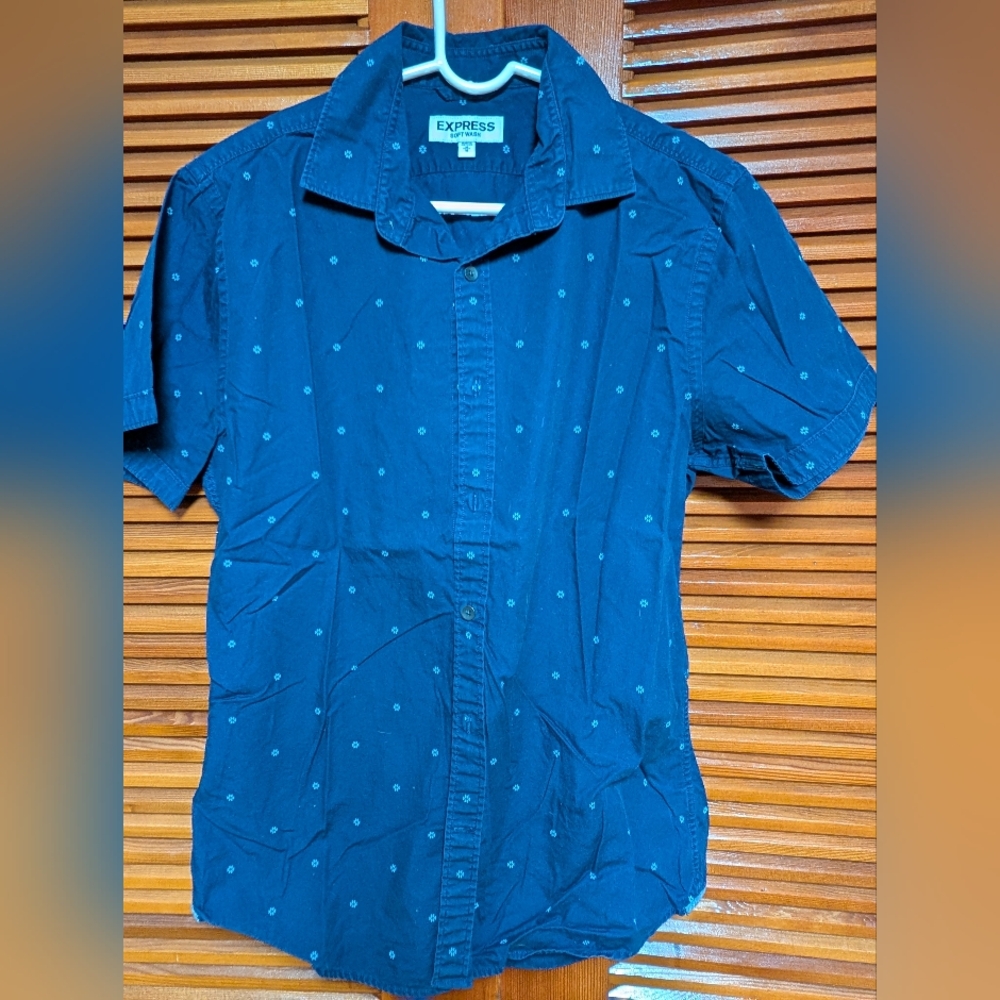 Express Short Sleeve Shirt (M)